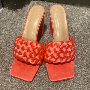 Neon pink heels. Barbie vibes!